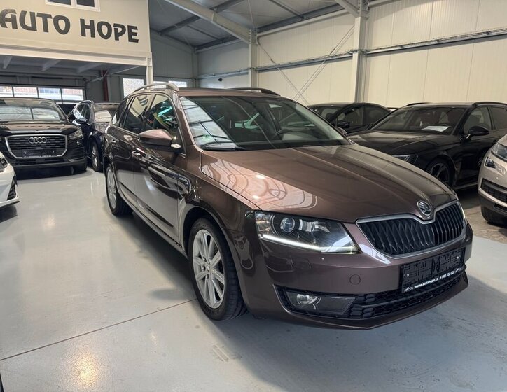 Škoda Octavia 1
