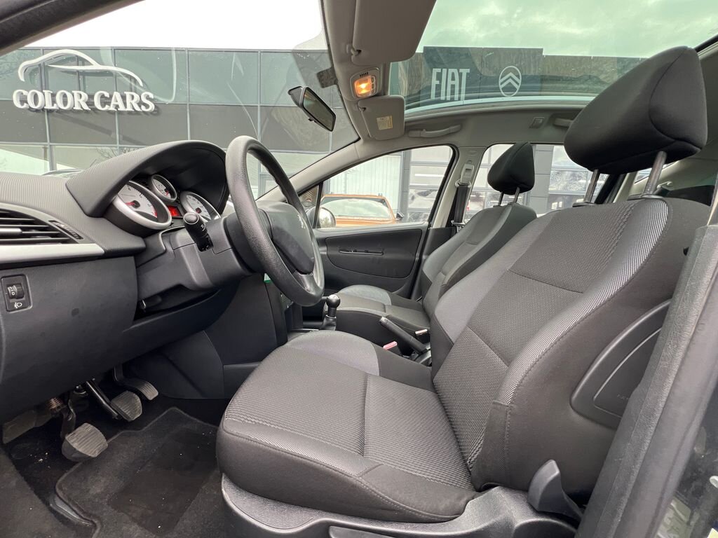 Peugeot 207 Kombi 1,4 l 70 kw