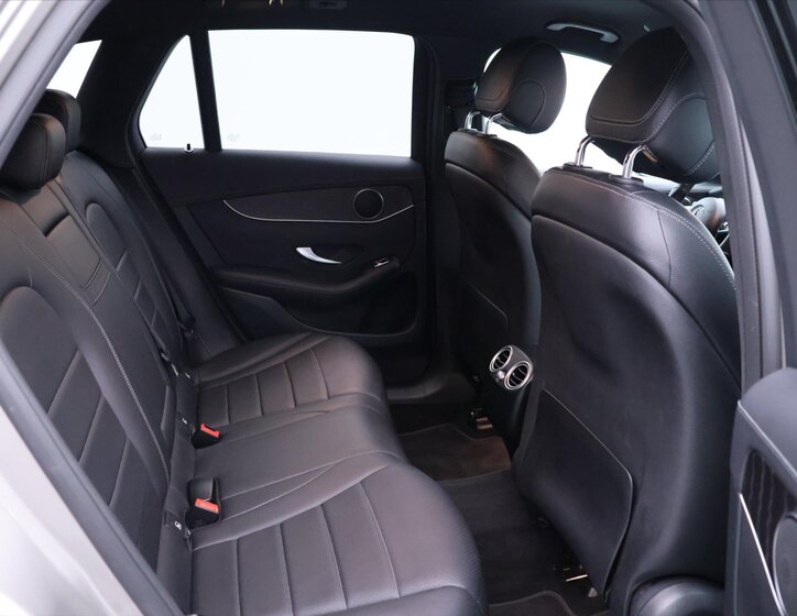 Mercedes-Benz GLC SUV 2,0 l 143 kw