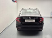Fiat Tipo Sedan / Limuzína 999,0 73 kw