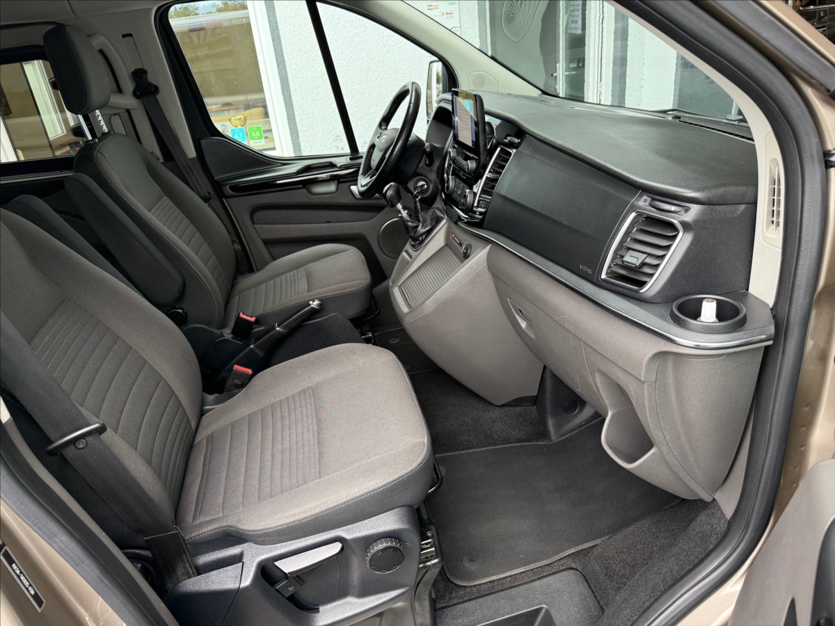 Ford Tourneo Custom