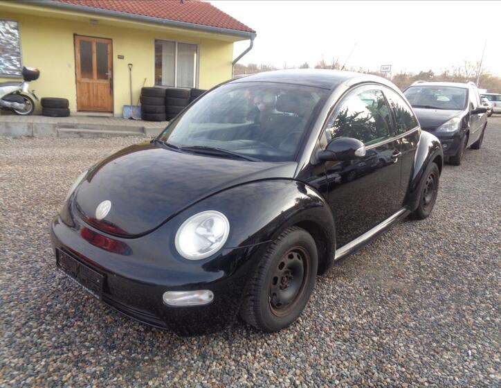 Volkswagen New Beetle 3