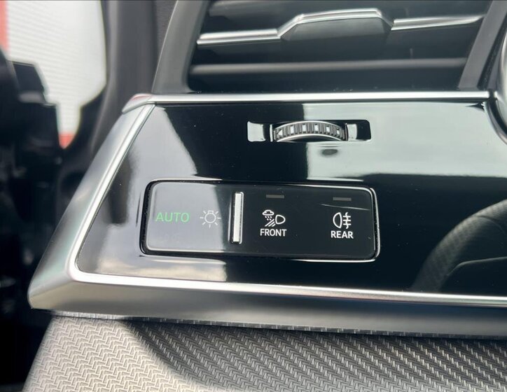 Audi RS Q8 SUV / Terénní 4,0 l 441 kw