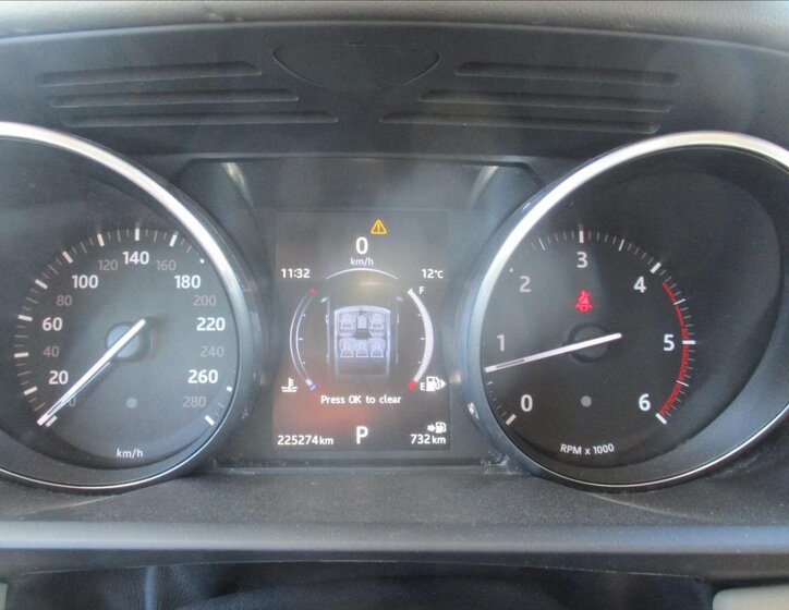 Land Rover Range Rover Sport SUV / Terénní 3,0 l 183 kw