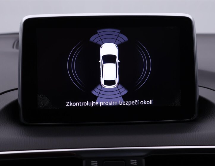 Mazda 3 Sedan / Limuzína 2,0 l 88 kw