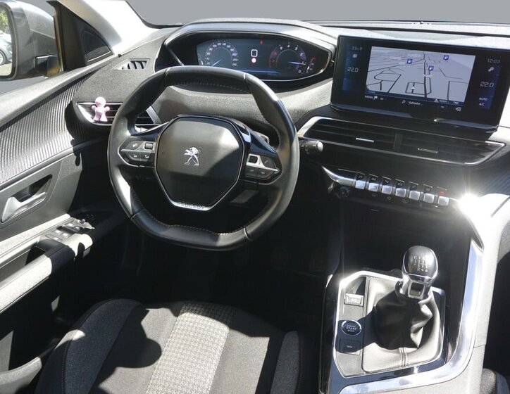 Peugeot 3008 SUV / Terénní 1,2 l 96 kw