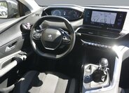 Peugeot 3008 SUV / Terénní 1,2 l 96 kw