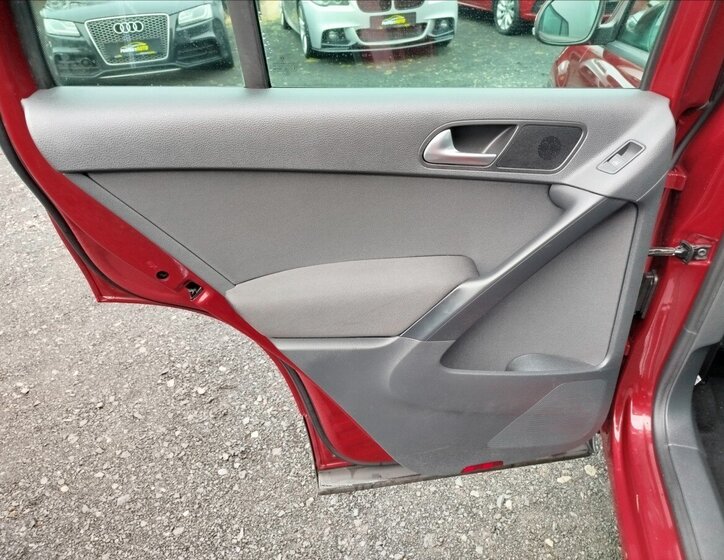 Volkswagen Tiguan SUV 2,0 l 103 kw