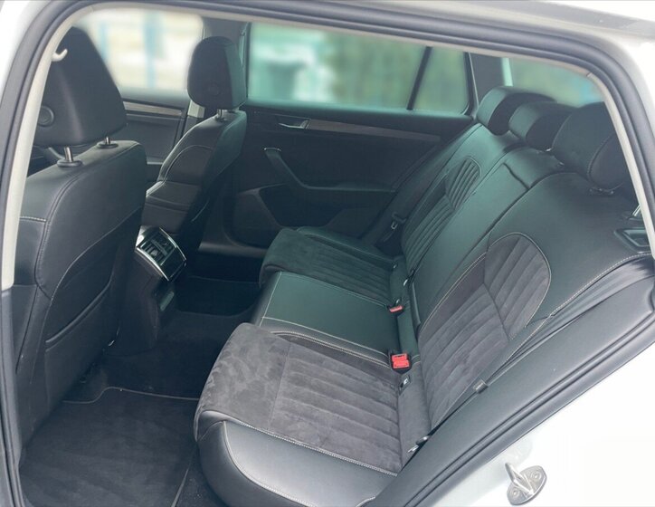 Škoda Superb Kombi 1,5 l 110 kw