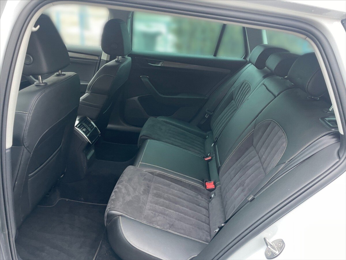 Škoda Superb Kombi 1,5 l 110 kw