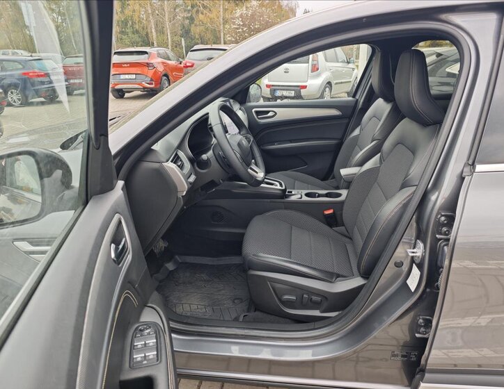 Renault Arkana SUV / Terénní 1,3 l 103 kw