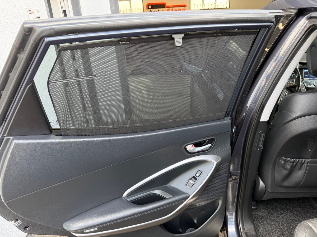 Hyundai Santa Fe SUV / Terénní 2,2 l 145 kw