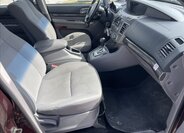 SsangYong Rodius SUV / Terénní 2,0 l 114 kw