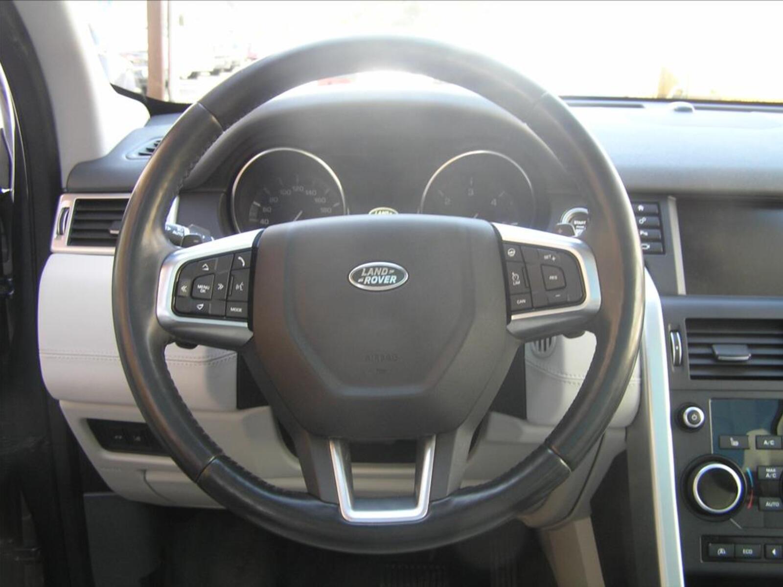 Land Rover Discovery Sport 10