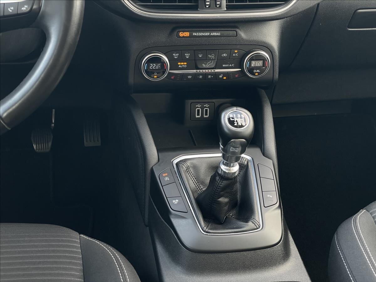 Ford Kuga SUV / Terénní 1,5 l 110 kw