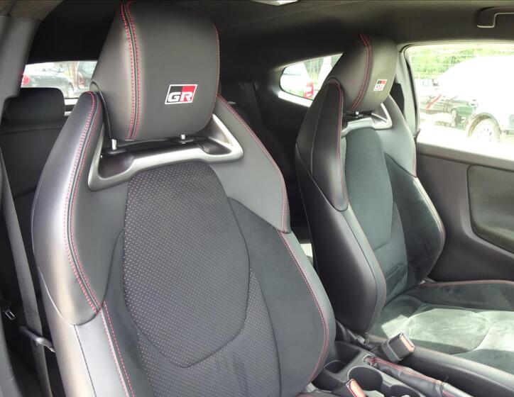 Toyota GR Yaris 28