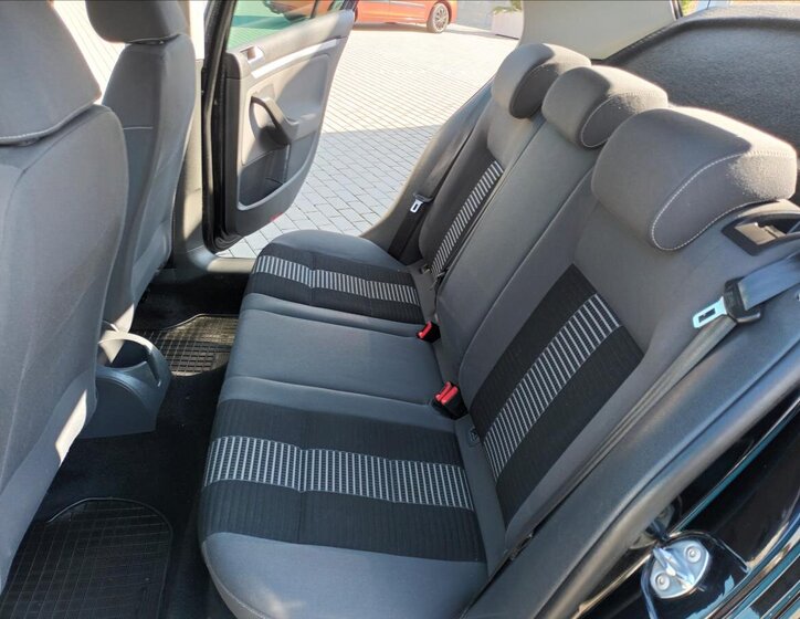 Volkswagen Golf Hatchback 1,4 l 59 kw