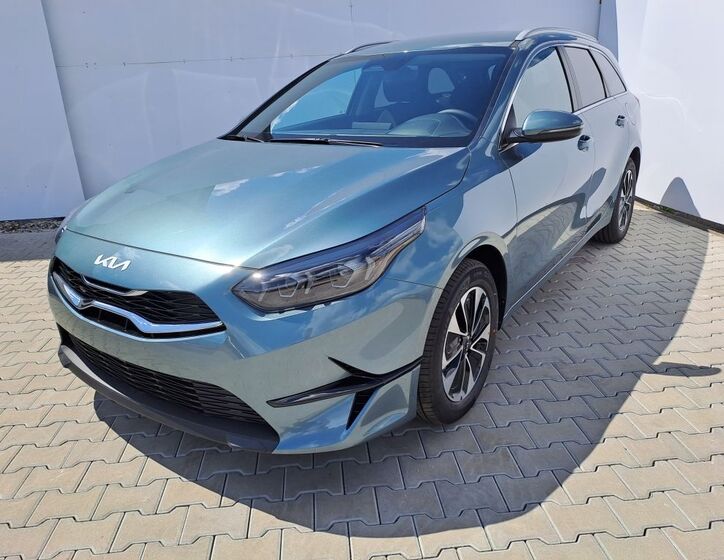 KIA Ceed 4