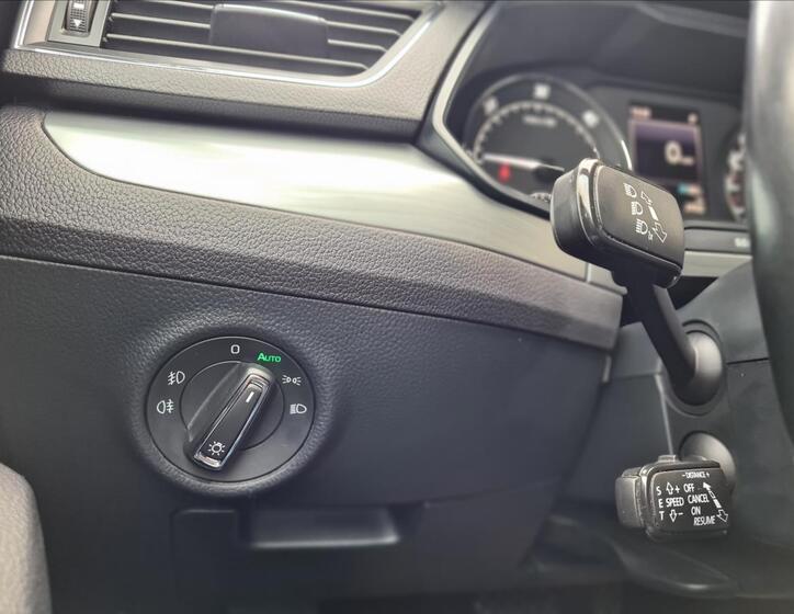 Škoda Superb Sedan 2,0 l 110 kw