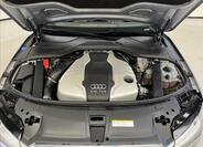 Audi A8 35