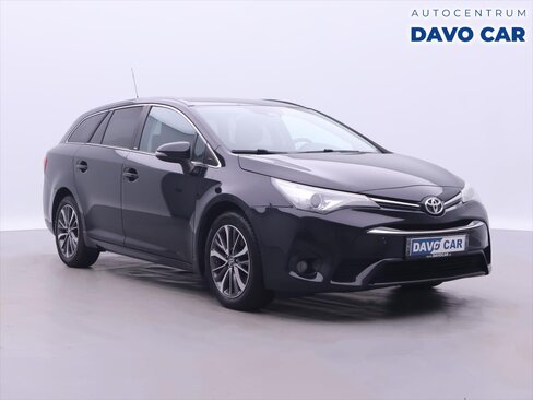 Toyota Avensis Kombi 2,0 l 105 kw