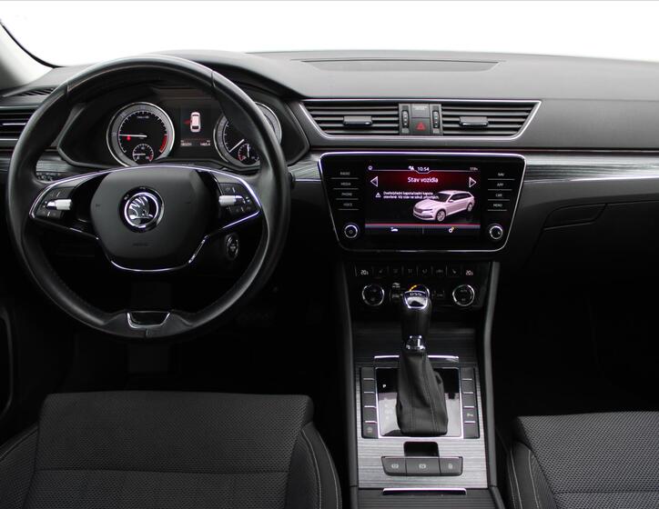 Škoda Superb 14