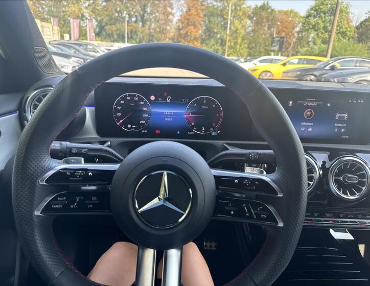 Mercedes-Benz Třídy A 11