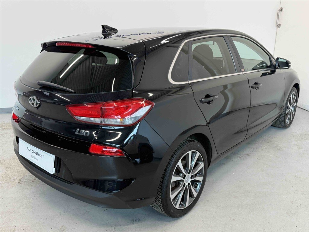 Hyundai i30 Hatchback 1,4 l 103 kw