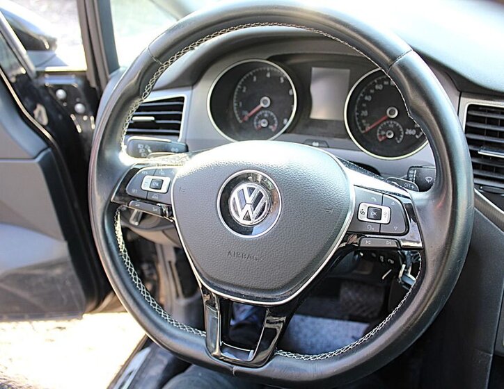 Volkswagen Golf Sportsvan Kombi 1,2 l 81 kw