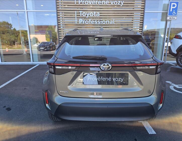 Toyota Yaris Cross 14