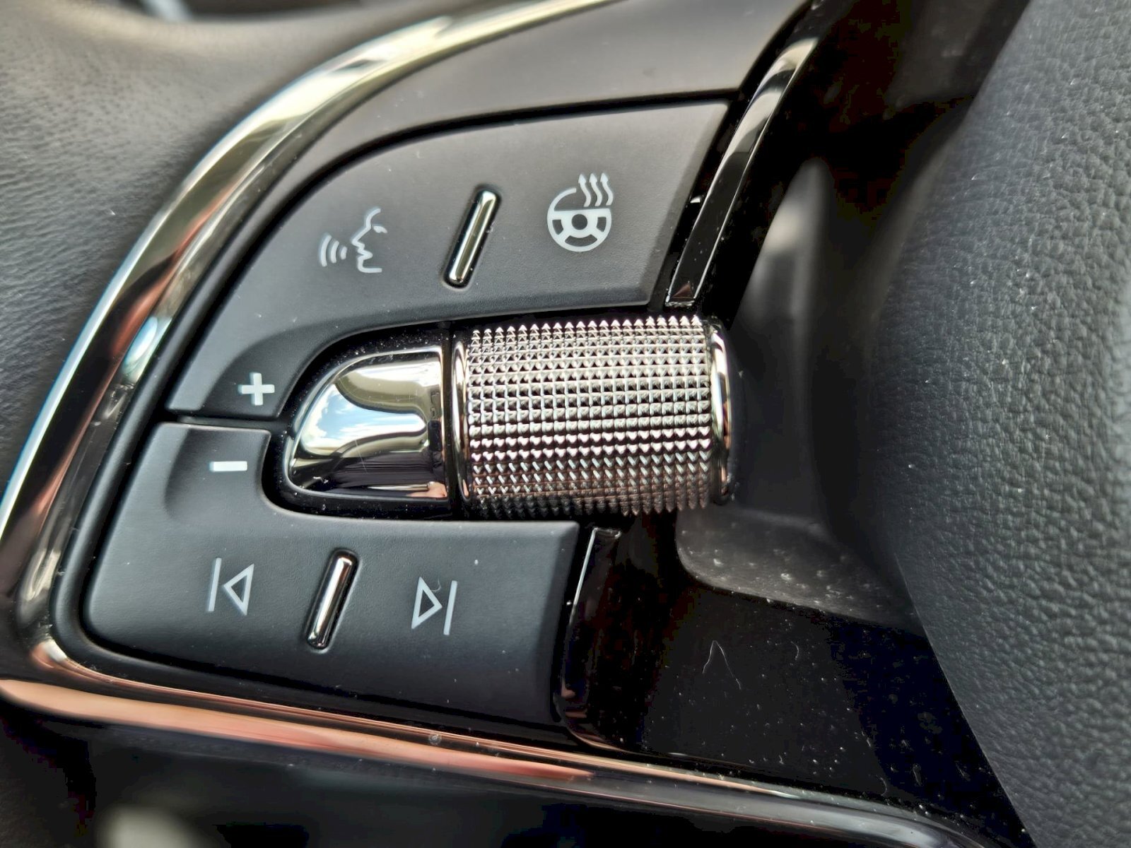 Škoda Karoq Hatchback 1,5 l 110 kw