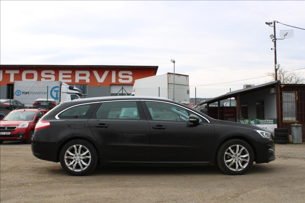 Peugeot 508 Kombi 2,0 l 120 kw