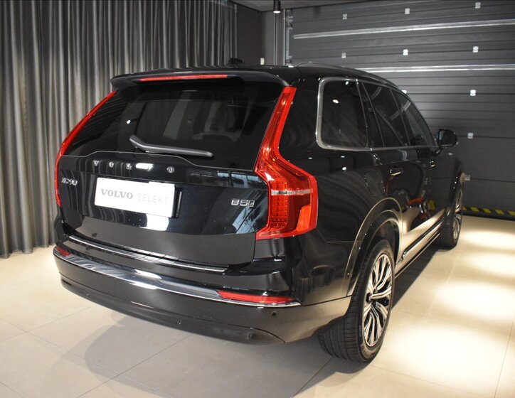 Volvo XC90 SUV / Terénní 2,0 l 184 kw