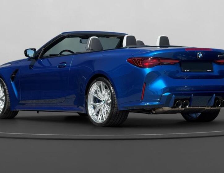 BMW M4 6
