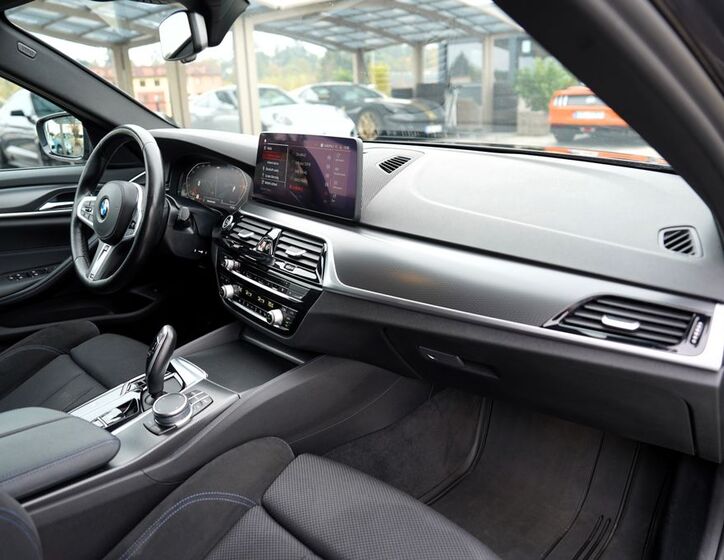 BMW Řada 5 28