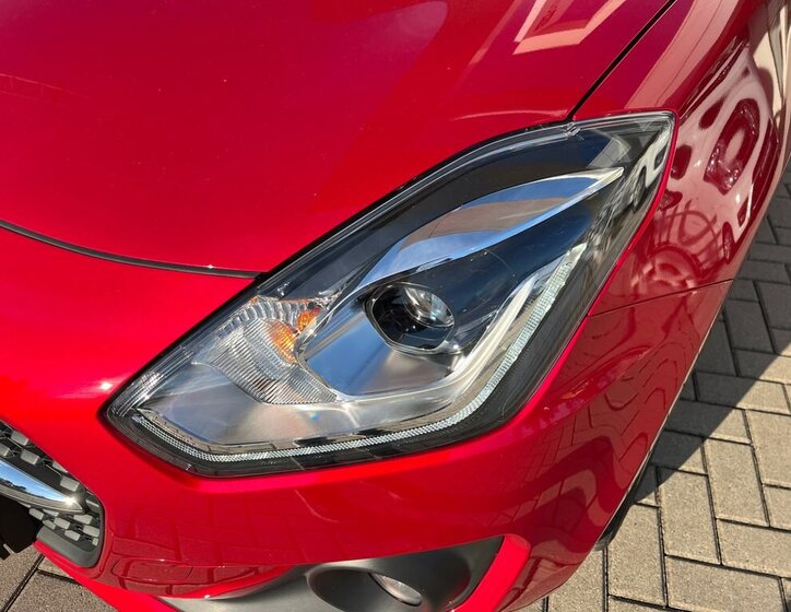 Suzuki Swift Hatchback 1,2 l 61 kw