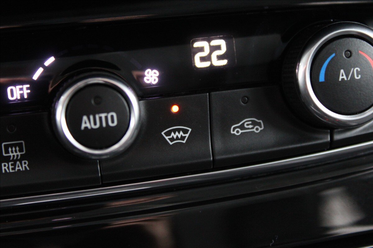 Opel Grandland X SUV 2,0 l 130 kw