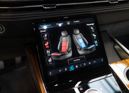 Cadillac Escalade 34