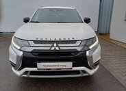 Mitsubishi Outlander Kombi 2,4 l 99 kw
