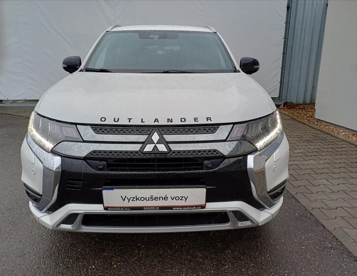 Mitsubishi Outlander Kombi 2,4 l 99 kw