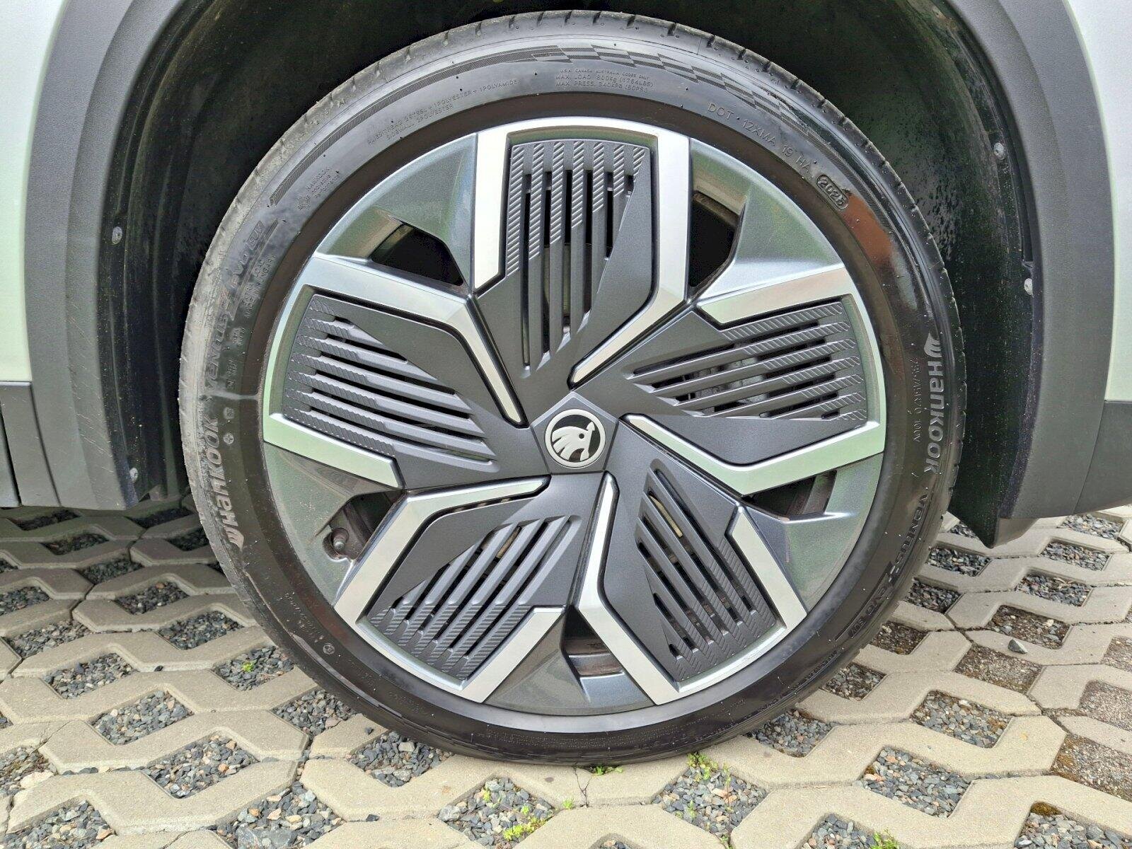 Škoda Kodiaq SUV / Terénní 1,5 l 150 kw