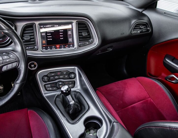 Dodge Challenger Kupé 5,7 l 277 kw