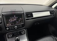 Volkswagen Touareg SUV / Terénní 3,0 l 193 kw