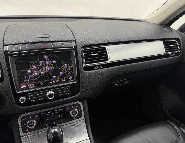 Volkswagen Touareg SUV / Terénní 3,0 l 193 kw