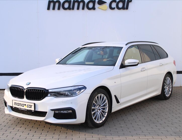 BMW Řada 5 Kombi 3,0 l 195 kw