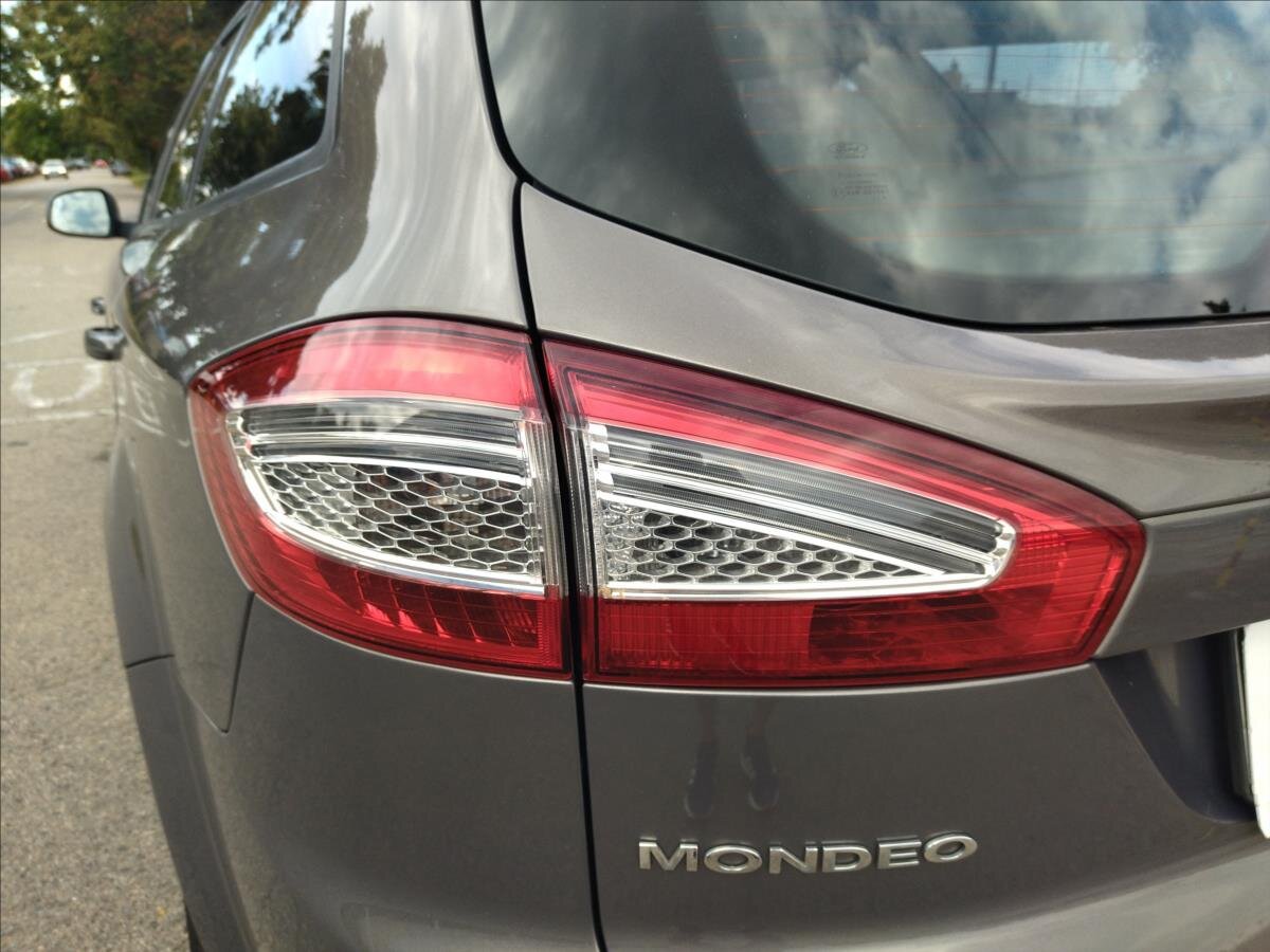 Ford Mondeo Kombi 2,0 l 120 kw