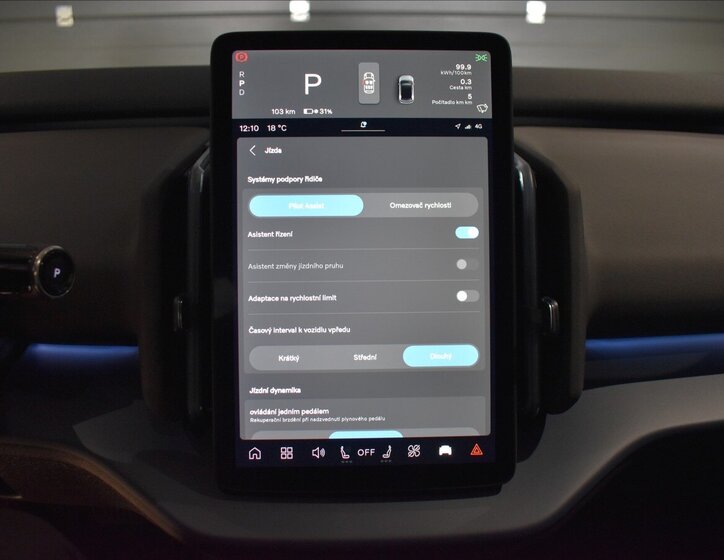 Volvo EX30 SUV / Terénní 0,0 315 kw