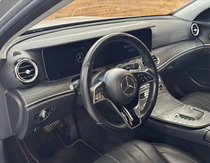Mercedes-Benz Třídy E Kombi 2,9 l 243 kw