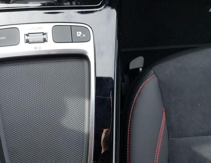 Mercedes-Benz CLA 21