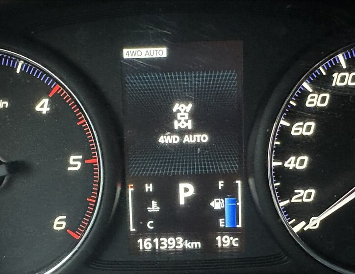 Mitsubishi Outlander SUV / Terénní 2,3 l 110 kw